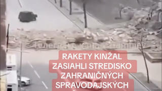 Fact Check: Video NEUKAZUJE zásah budovy zahraničných spravodajských služieb v Kyjeve ruskou raketou
